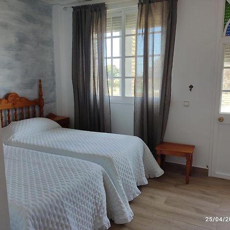 Hostal Quinto Pino Чипіона Екстер'єр фото