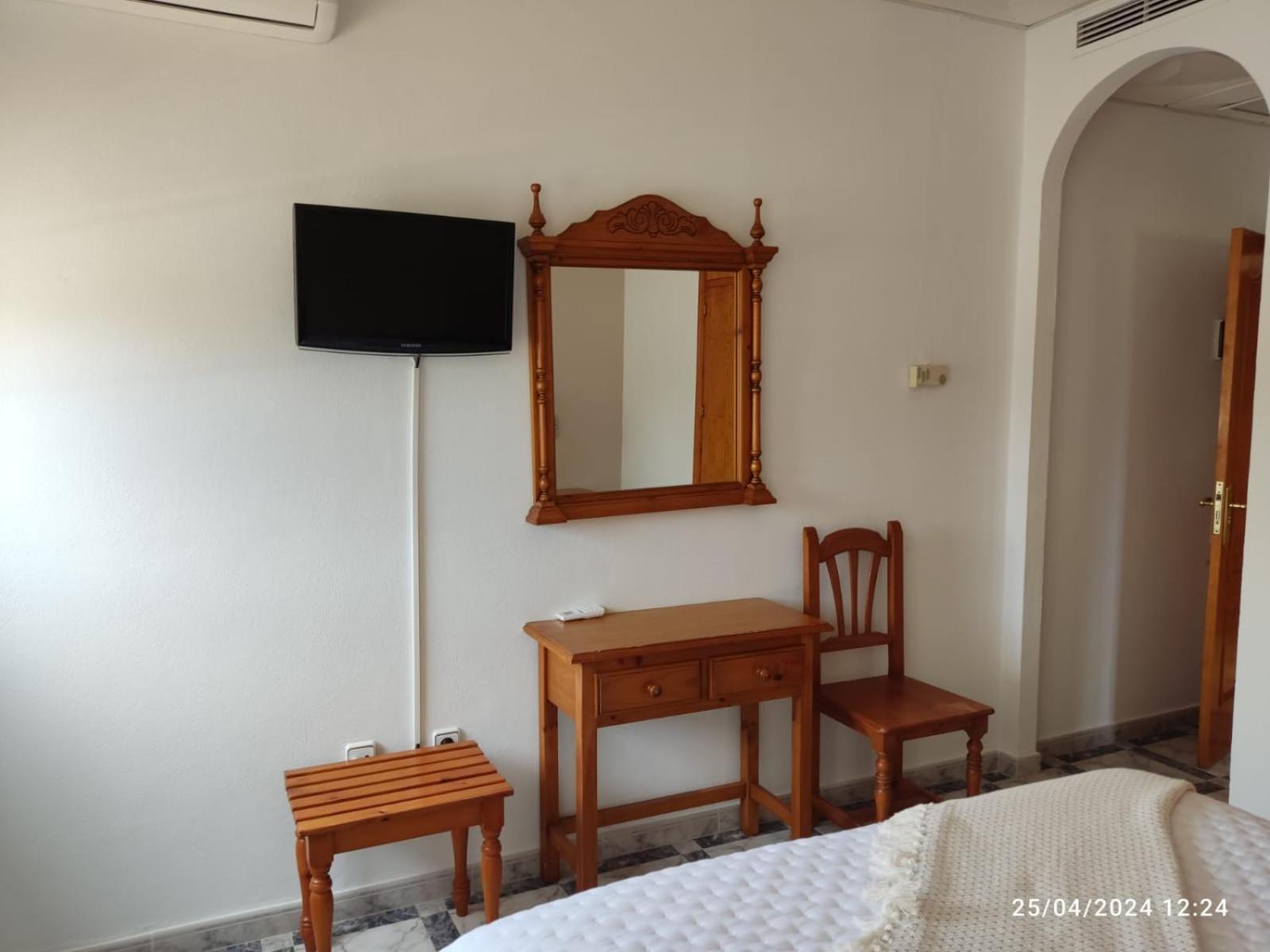 Hostal Quinto Pino Чипіона Екстер'єр фото