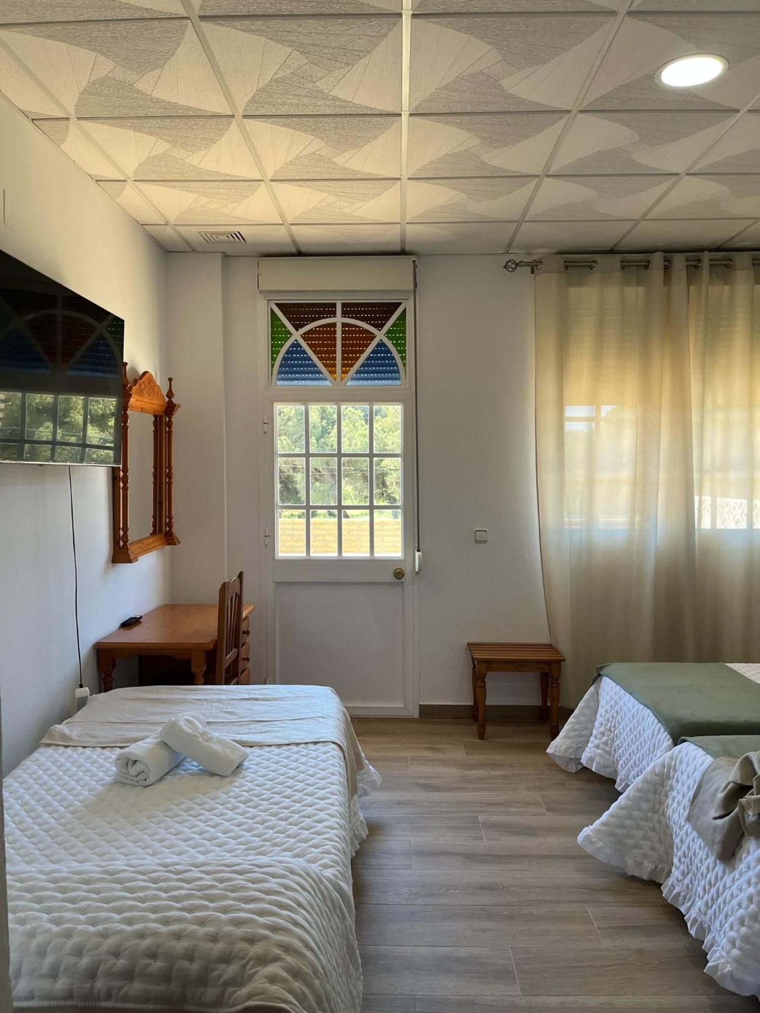 Hostal Quinto Pino Чипіона Екстер'єр фото