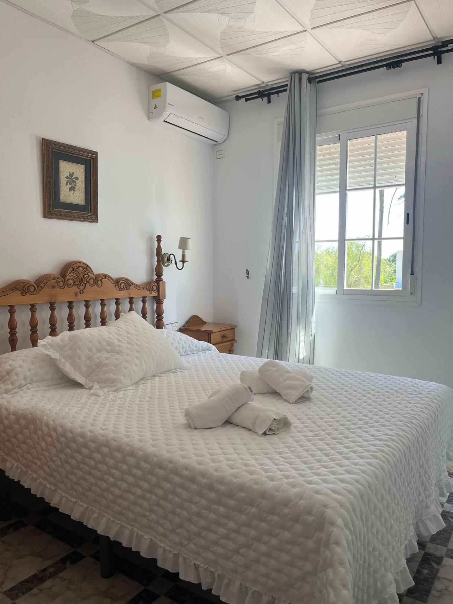 Hostal Quinto Pino Чипіона Екстер'єр фото