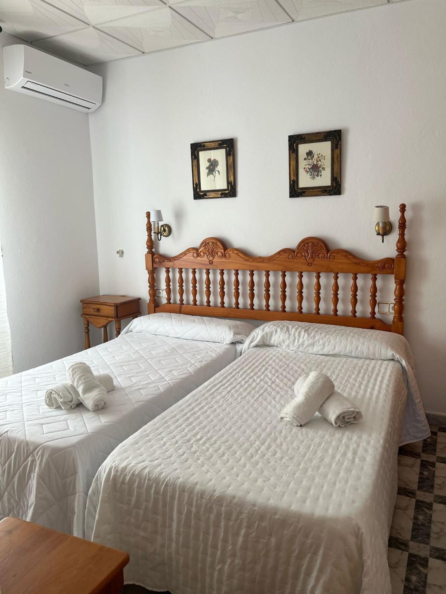 Hostal Quinto Pino Чипіона Екстер'єр фото