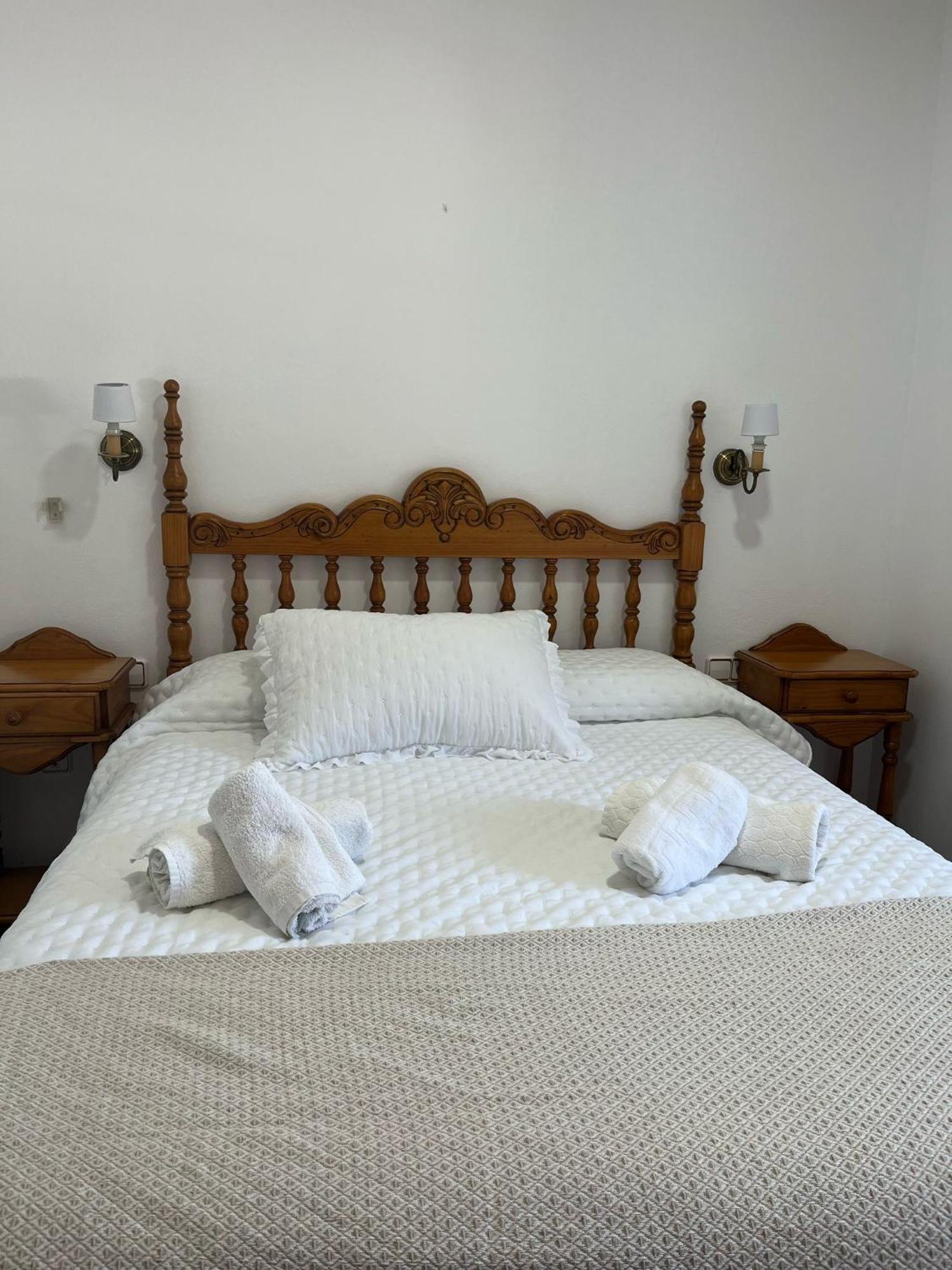 Hostal Quinto Pino Чипіона Екстер'єр фото